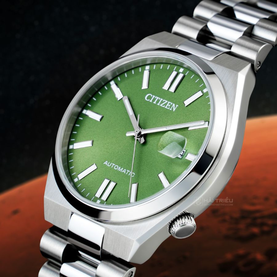 Citizen Tsuyosa x Pantone màu xanh cùng thấu kính phóng đại lịch ngày thanh lịch