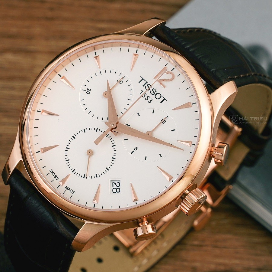 Dòng chữ Swiss Made khẳng định chất lượng cao cấp của đồng hồ Tissot - ảnh 5