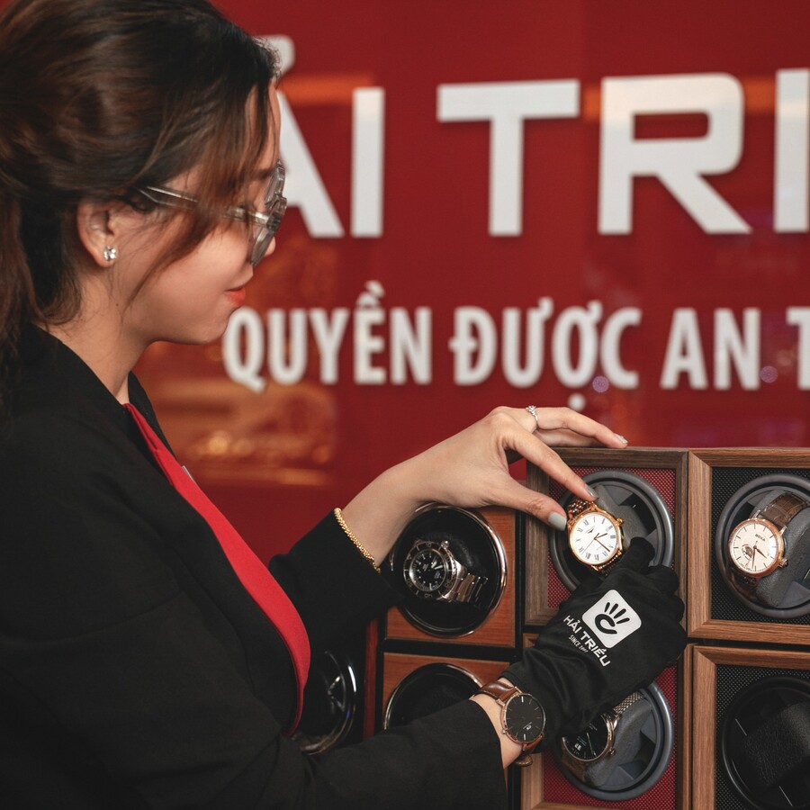 Trải nghiệm mua sắm chuẩn quốc tế tại Đồng Hồ Hải Triều