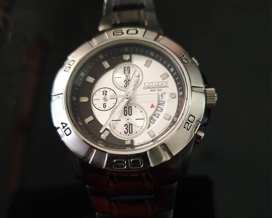 Citizen GA-4W-S sapphire WR10BAR đa phần có thiết kế thể thao - ảnh 3