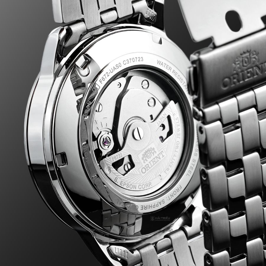 Orient sử dụng bộ máy cơ in house bền bỉ