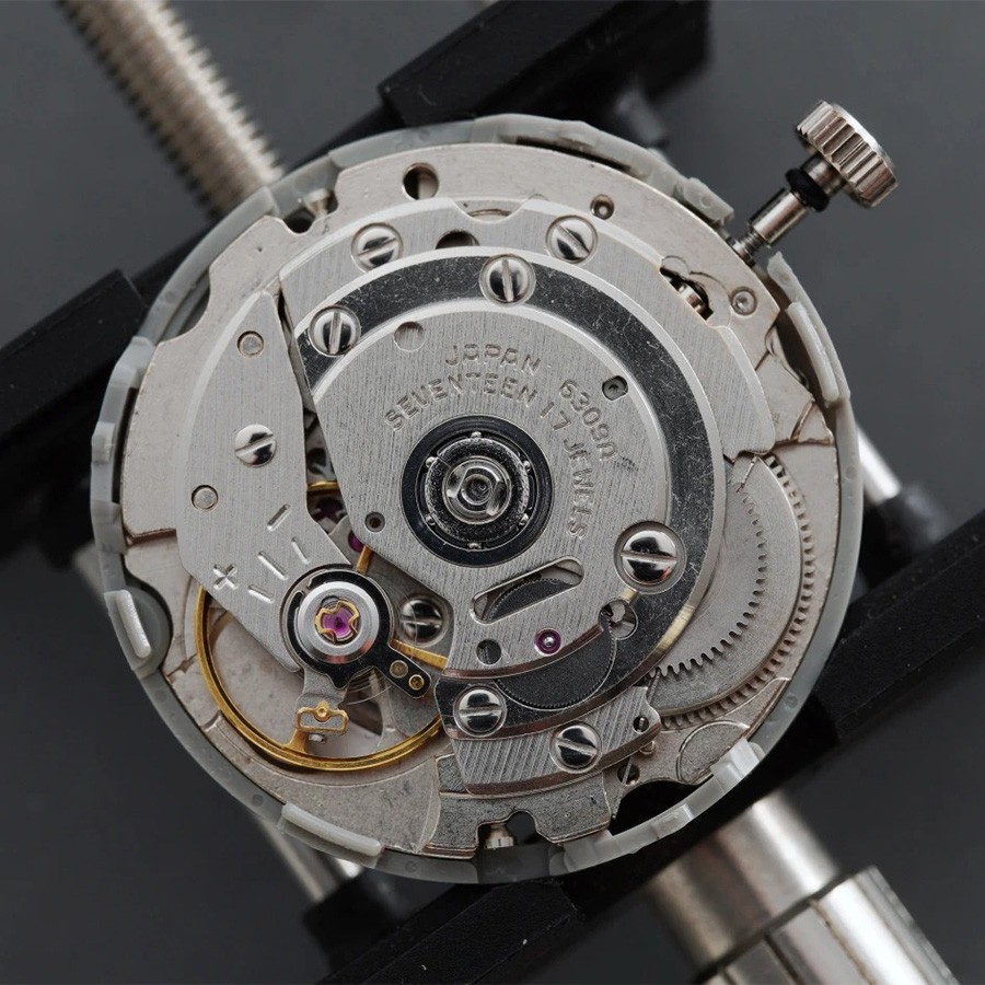 Bộ máy 6309A của Seiko 5 chém cạnh - ảnh