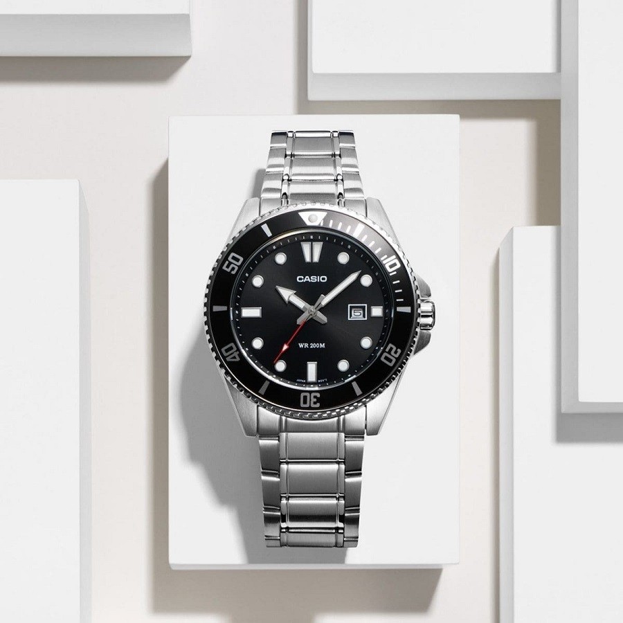 Vòng bezel cao cấp trên Casio Duro
