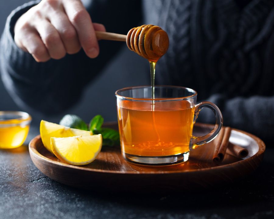 10 tác dụng của mật ong, mật ong kỵ gì, cách uống đúng - Ảnh 2
