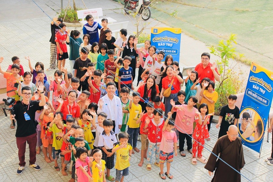 Các em nhỏ tại Mái Ấm Kim Chi - ảnh 16