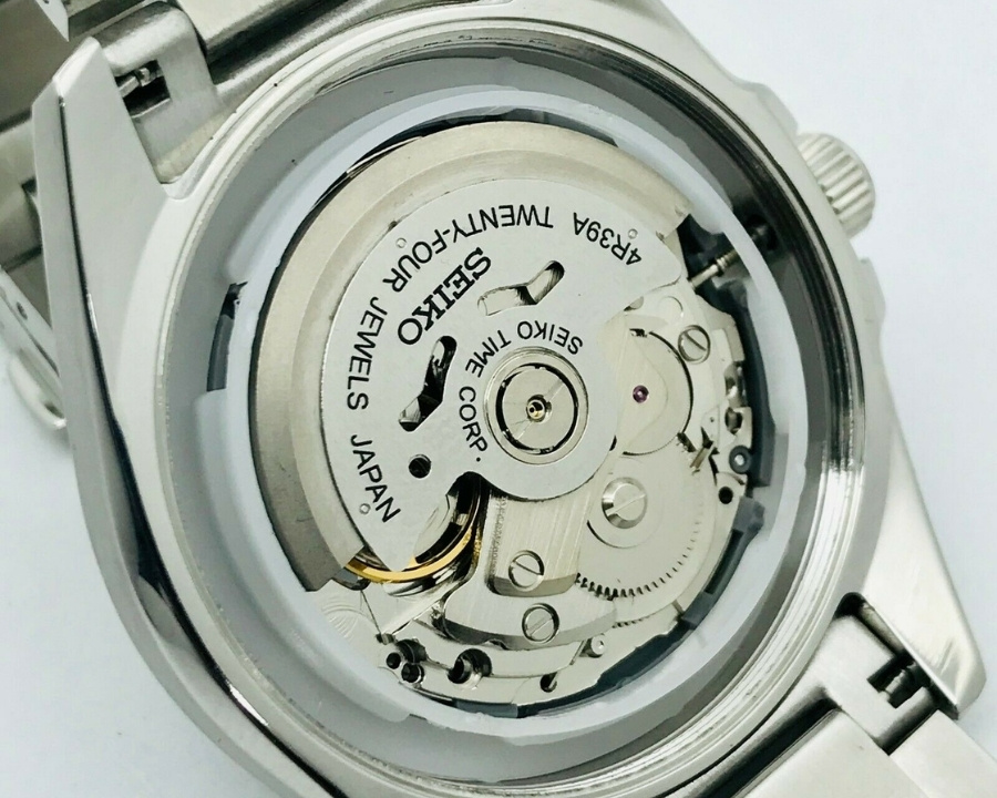 Seiko 4R39A - Bộ máy đa nhiệm với thiết kế lộ cơ sang trọng -ảnh 1