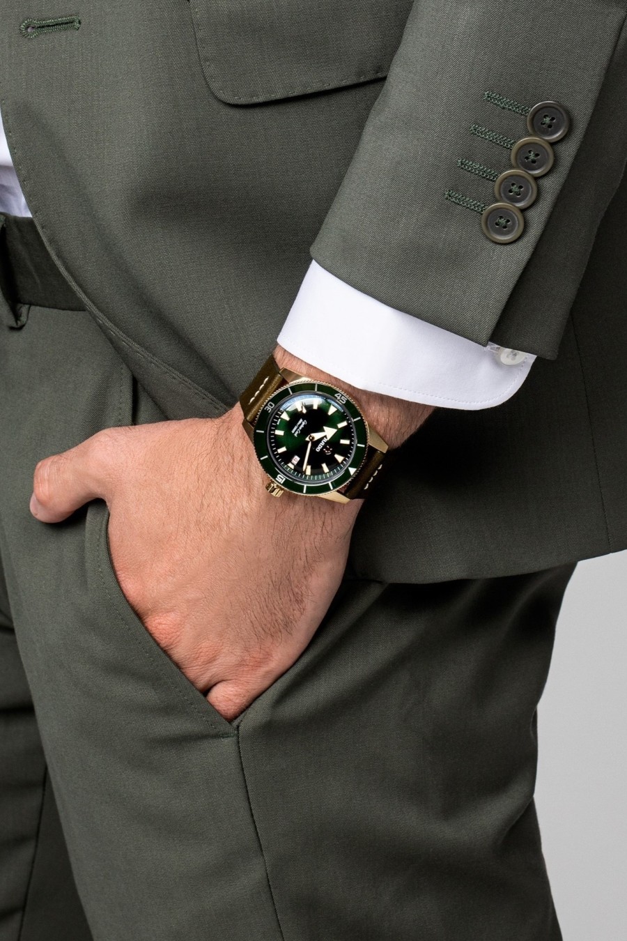 Rado Captain Cook Bronze - R32504315 (3)