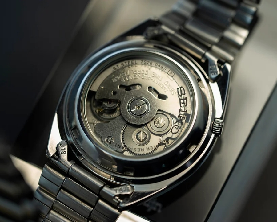 7S26 Seiko - Bộ máy góp mặt cho thành công của Seiko 5