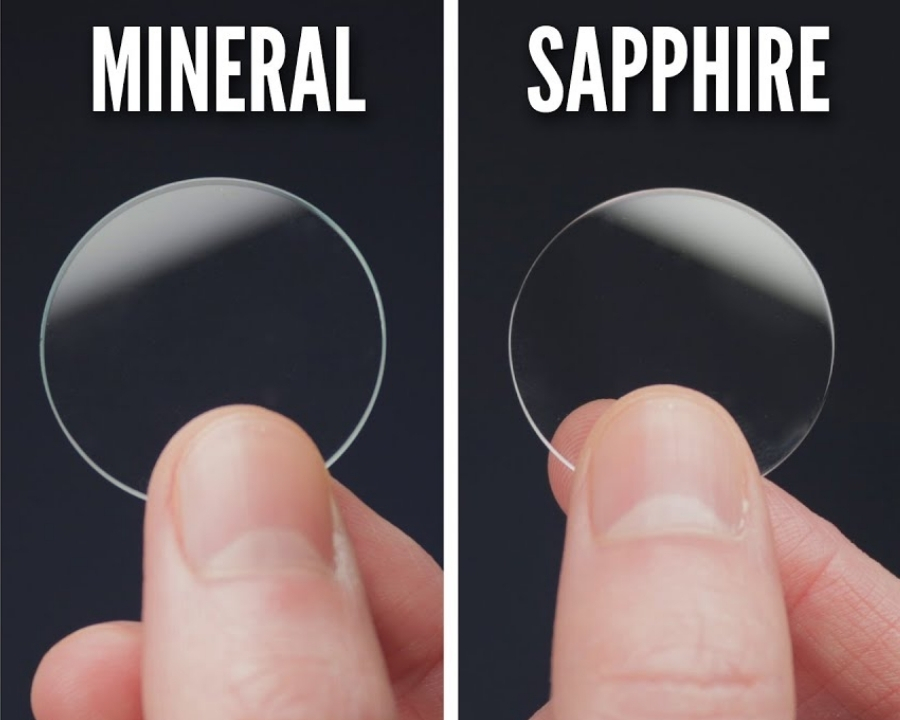 Kính cứng là gì? Nên chọn đồng hồ kính cứng hay sapphire?