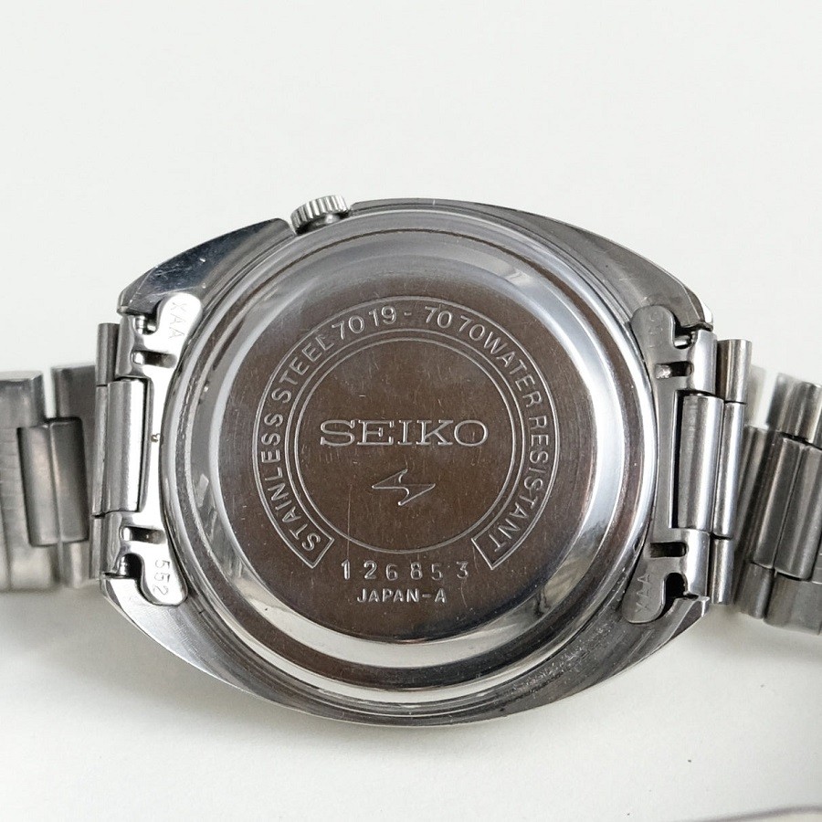 Seiko 5 Actus 21 jewels sử dụng bộ máy 7019