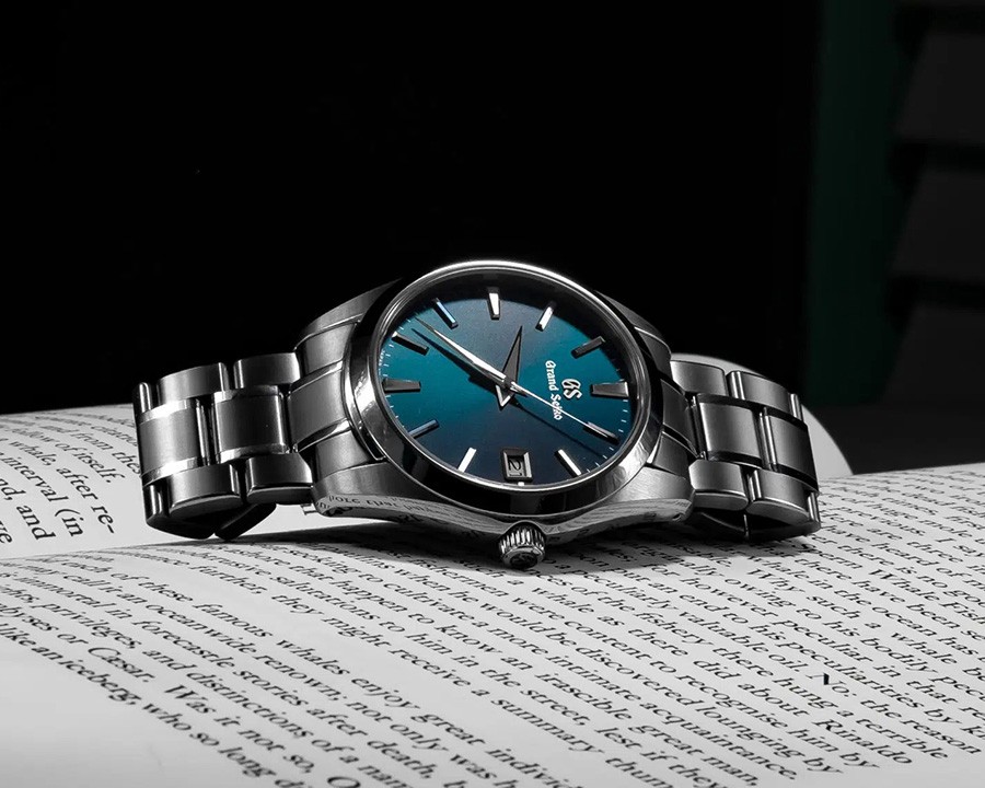 Grand Seiko SBGV233 máy Quartz - ảnh 9