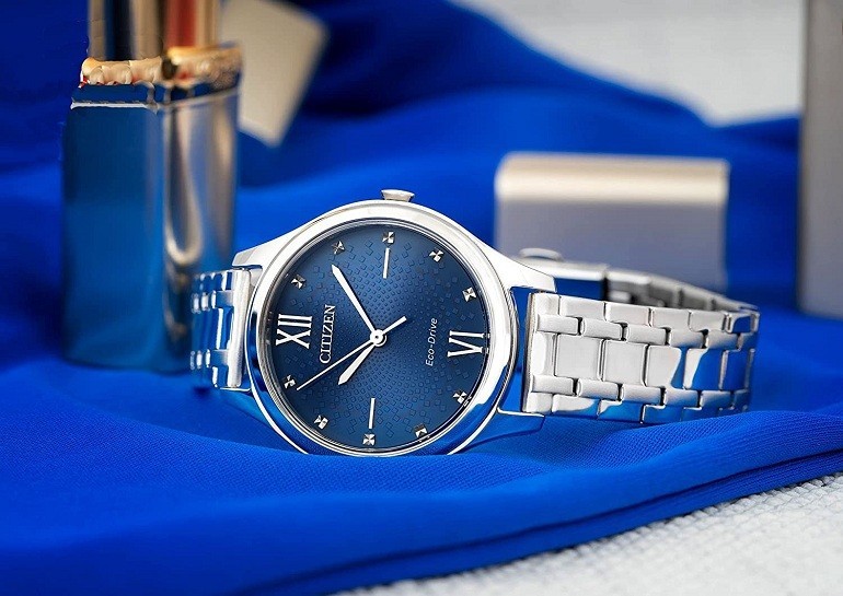 Đồng hồ Citizen Eco-Drive EM0500-73L chính hãng 100% - hình 1