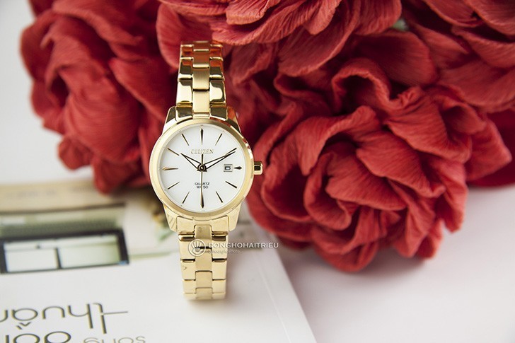 Đồng hồ Citizen EU6072-56D đẳng cấp với mặt số xà cừ độc nhất - ảnh 1