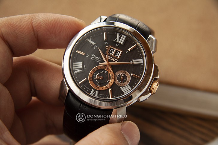 Seiko SNP149P2 - Nam - Kính Sapphire - Kinetic (Vừa Pin – Vừa Tự Động) - Dây Da ảnh 2