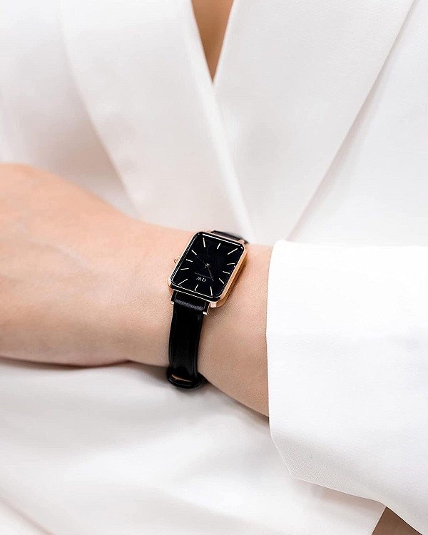 Đồng hồ Daniel Wellington DW00100435 mặt đen, mỏng 6mm - ảnh 3