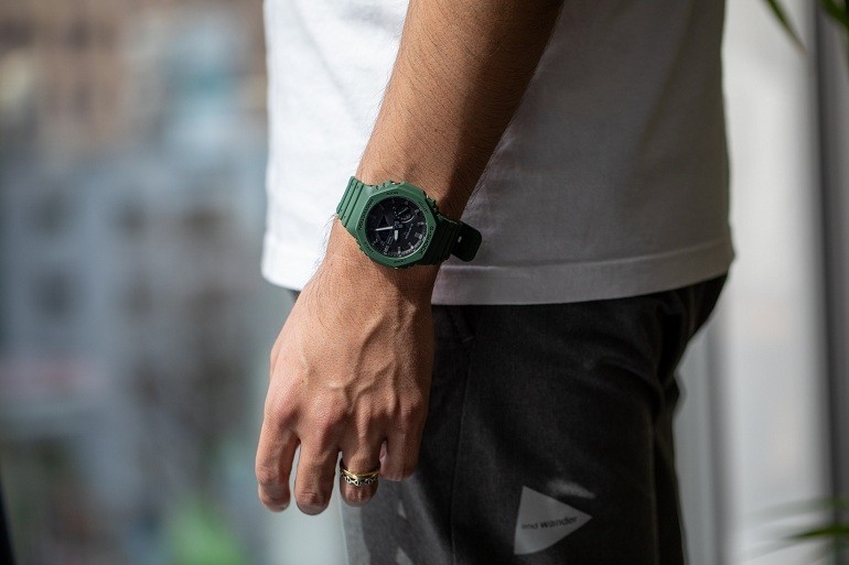 Đồng hồ G-Shock GA-B2100-3ADR chính hãng 100% - Hình 3