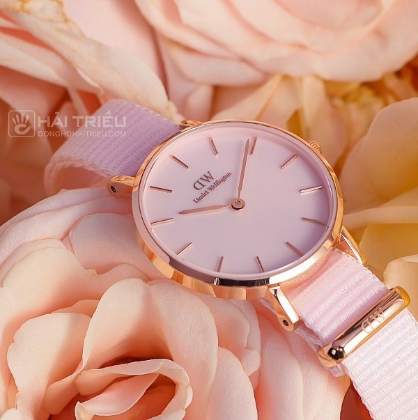 Đồng hồ Daniel Wellington Petite Special Edition DW00100512 chính hãng 100%