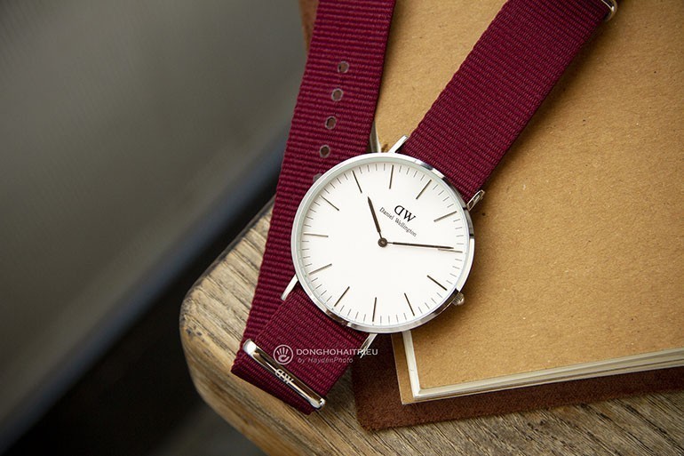 Ngây ngất trước đồng hồ Daniel Wellington DW00100268 dây vải đỏ - ảnh 4