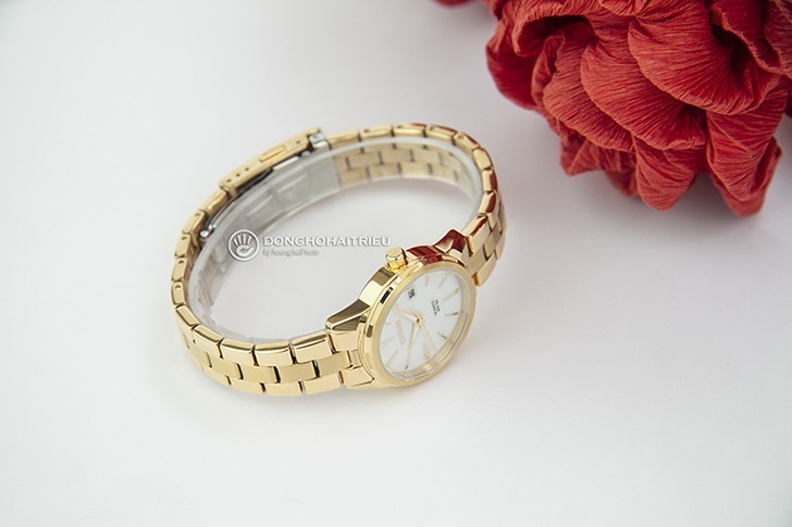 Đồng hồ Citizen EU6072-56D đẳng cấp với mặt số xà cừ độc nhất - ảnh 5