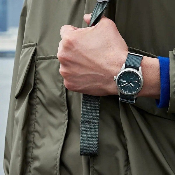 Đồng hồ Seiko 5 Sports Field SRPG31K1 chính hãng 100% - hình 5