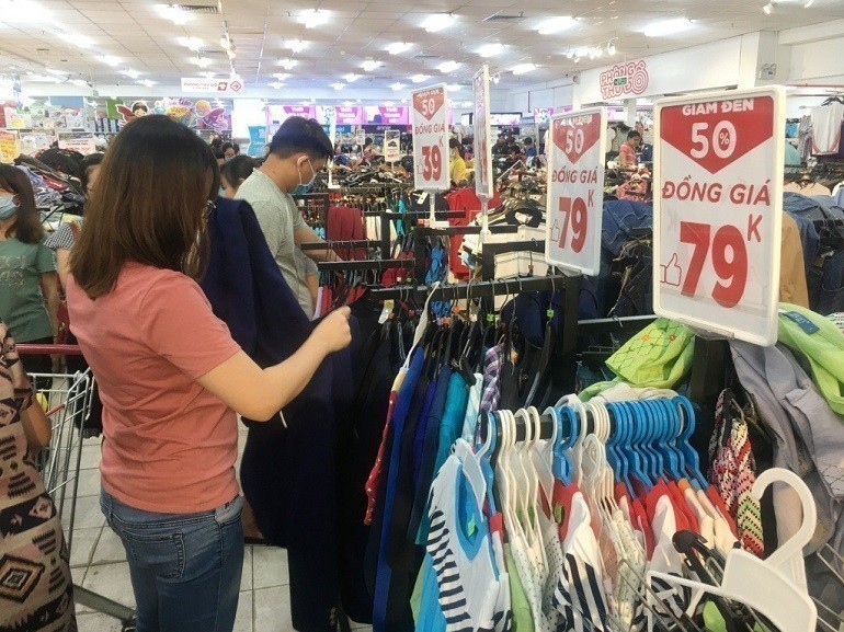 Ngày mua sắm Black Friday 2021 - Ảnh: 11