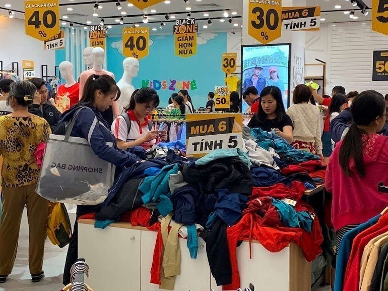 Ngày hội mua sắm Black Friday tại Việt nam - Ảnh: 15
