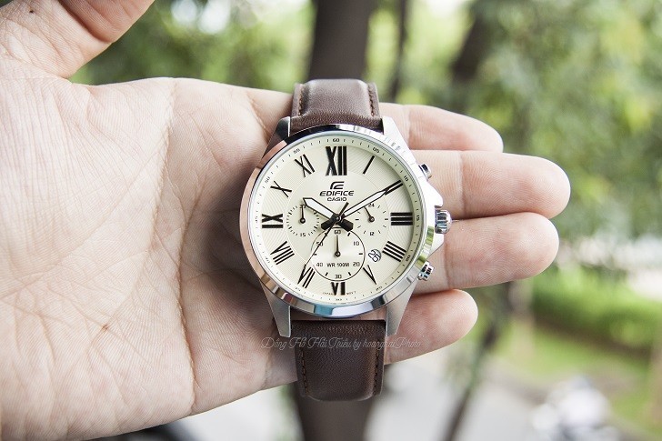 Cận cảnh mặt số đồng hồ Casio EFV-500L-7AVUDF - Ảnh