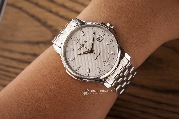 Đồng hồ Doxa 205.10.023.10 máy tự động Thụy Sỹ mạnh mẽ - Ảnh: 2