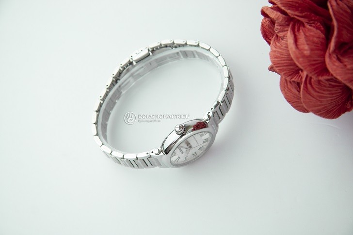 Đồng hồ Doxa D186SSV có gì mà làm nhiều nàng say đắm đến thế - Ảnh 2
