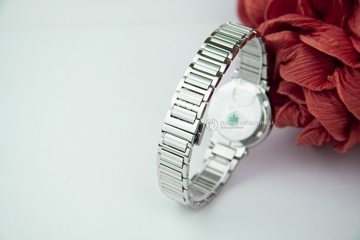Đồng hồ Doxa D186SSV có gì mà làm nhiều nàng say đắm đến thế - Ảnh 3