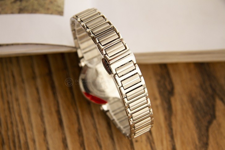 Doxa D186SSD đẳng cấp với 8 viên kim cương thật trên mặt số - Ảnh: 3
