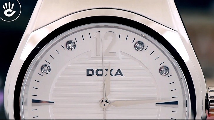 Doxa D189SSV đắt giá không chỉ nhờ 8 viên kim cương tự nhiên - Ảnh: 3