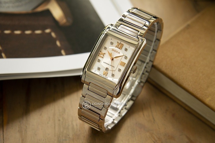 Doxa D194SSD độc đáo với mặt chữ nhật và 8 viên kim cương - Ảnh: 5