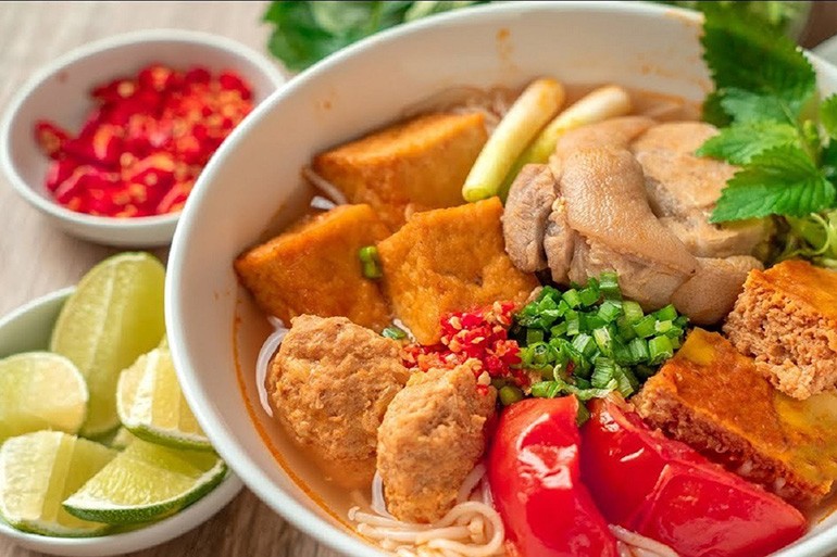 Thành phẩm tô bún riêu thơm ngon