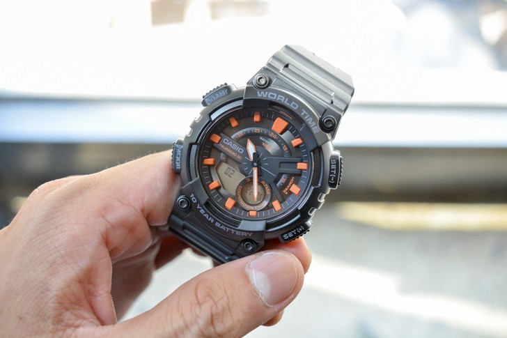 Đồng hồ Casio AEQ-110W-1A2VDF giá rẻ, siêu chức năng tiện ích - Ảnh 2