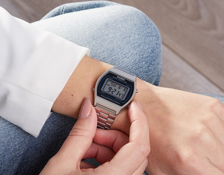 Đồng hồ Casio B640WD-1AVDF giá rẻ và thay pin miễn phí - Ảnh 2