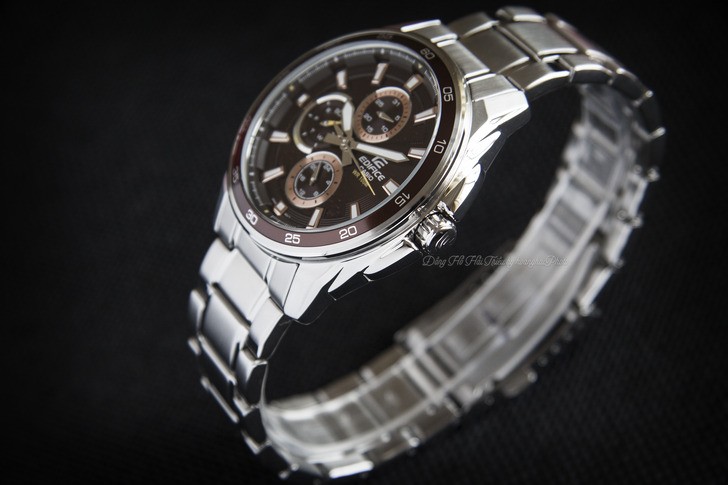 Đồng hồ Casio EF-334D-5AVUDF: vẻ ngoài mạnh mẽ, cứng cáp - Ảnh 1