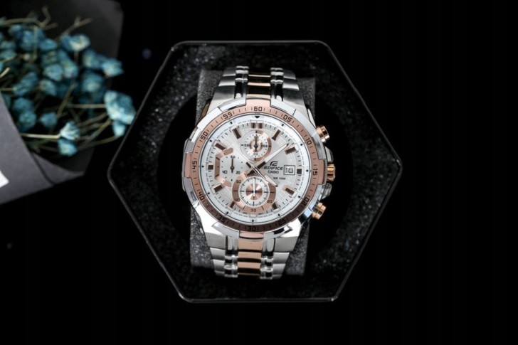 Casio EFR-539SG-7A5VUDF đồng hồ thể thao hiện đại, sang trọng - Ảnh 1