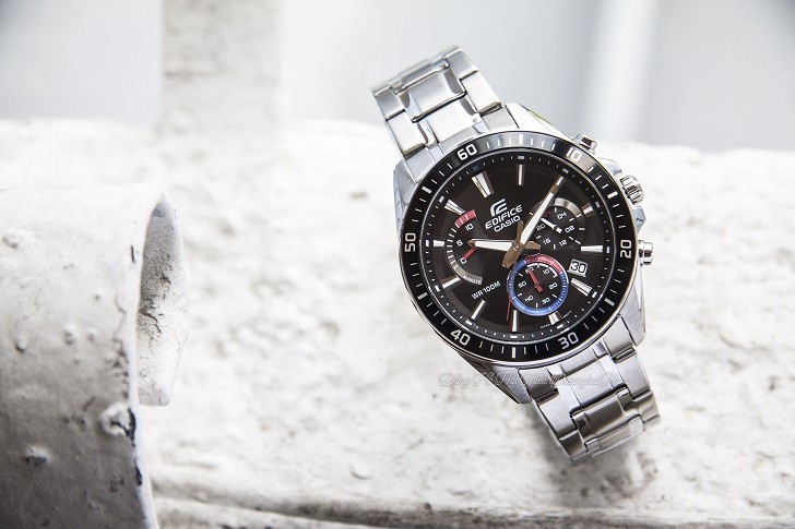 Đồng hồ Casio EFR-552D-1A3VUDF 100m thoải mái bơi lội - Ảnh: 1
