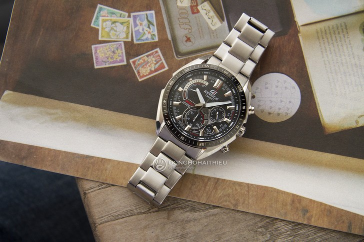 Đồng hồ Casio EFR-570DB-1AVUDF: Nguồn cảm hứng từ máy bay - Ảnh: 1