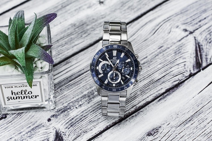 Đồng hồ Casio EFV-570D-2AVUDF giá rẻ, thay pin miễn phí - Ảnh 1