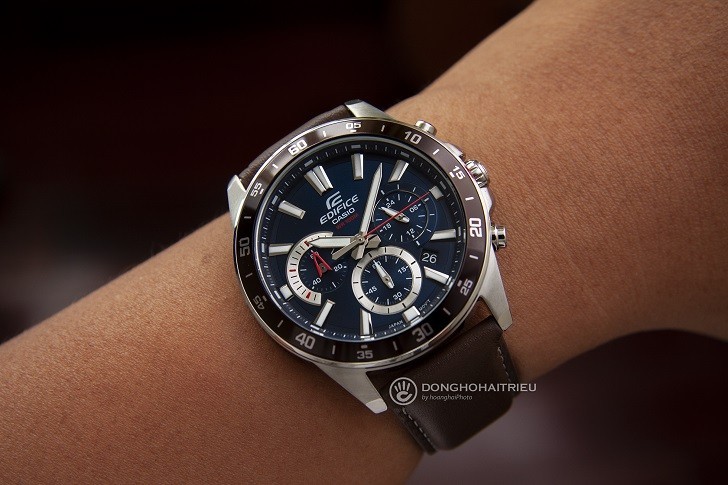 Đồng hồ Casio EFV-570L-2AVUDF giá rẻ, thay pin miễn phí - Ảnh 2