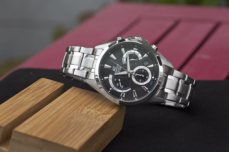 Đồng hồ Casio EFV-580D-1AVUDF giá rẻ, thay pin miễn phí - Ảnh 1