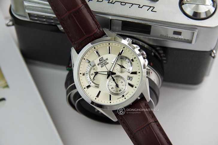 Đồng hồ Casio Edifice EFV-580L-7AVUDF wr100m, đi bơi được - Ảnh: 1