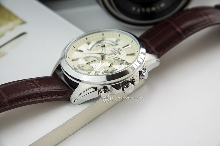 Đồng hồ Casio Edifice EFV-580L-7AVUDF wr100m, đi bơi được - Ảnh: 2