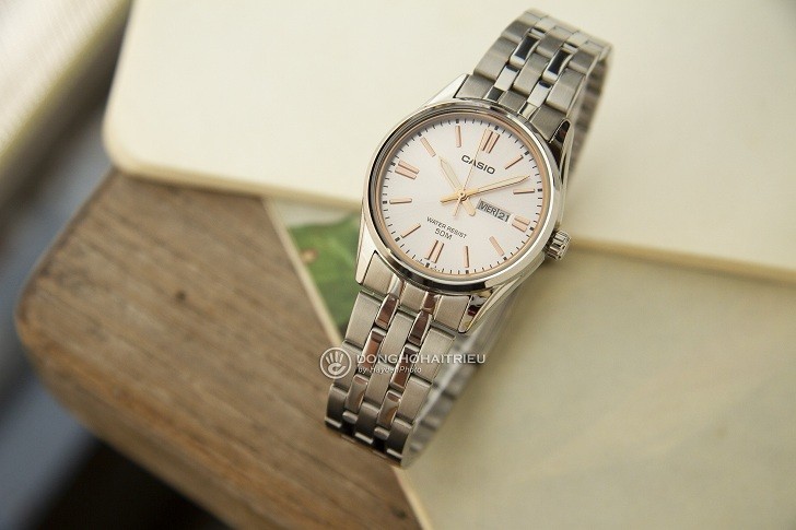 Say mê vẻ đẹp hút hồn của đồng hồ nữ Casio LTP-1335D-4AVDF - Ảnh 1