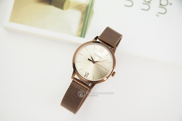 Đồng hồ Casio LTP-E157MR-9ADF giá rẻ, thay pin miễn phí - Ảnh 1