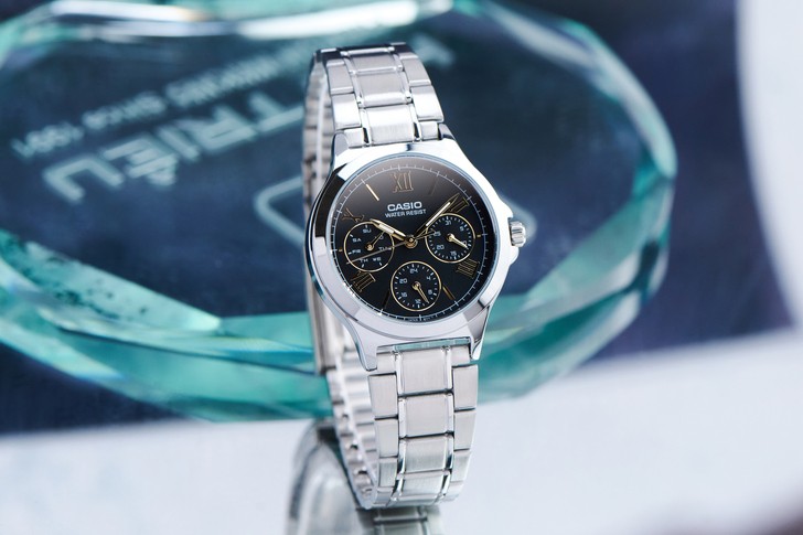 Đồng hồ Casio LTP-V300D-1A2UDF giá rẻ, thay pin miễn phí - Ảnh 1