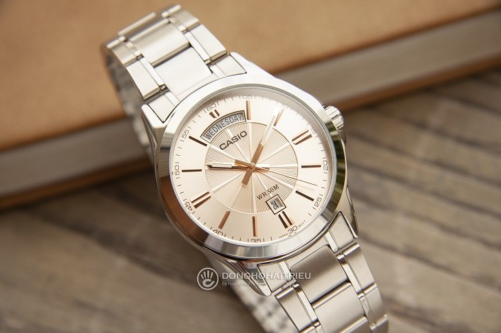 Đồng hồ Casio MTP-1381D-9AVDF giá rẻ, ô lịch lớn đặc biệt - Ảnh: 2