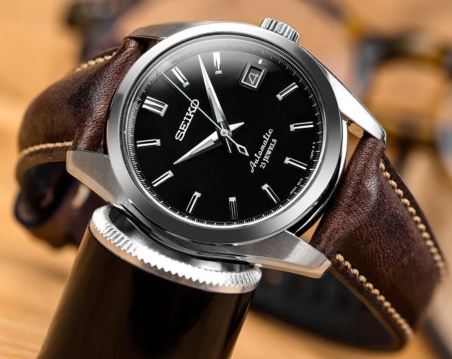 Seiko SARB033 có kích thước nhỏ, phù hợp với nhiều cổ tay